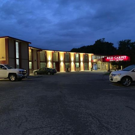 Red Carpet Inn & Suites 에벤스버그 외부 사진