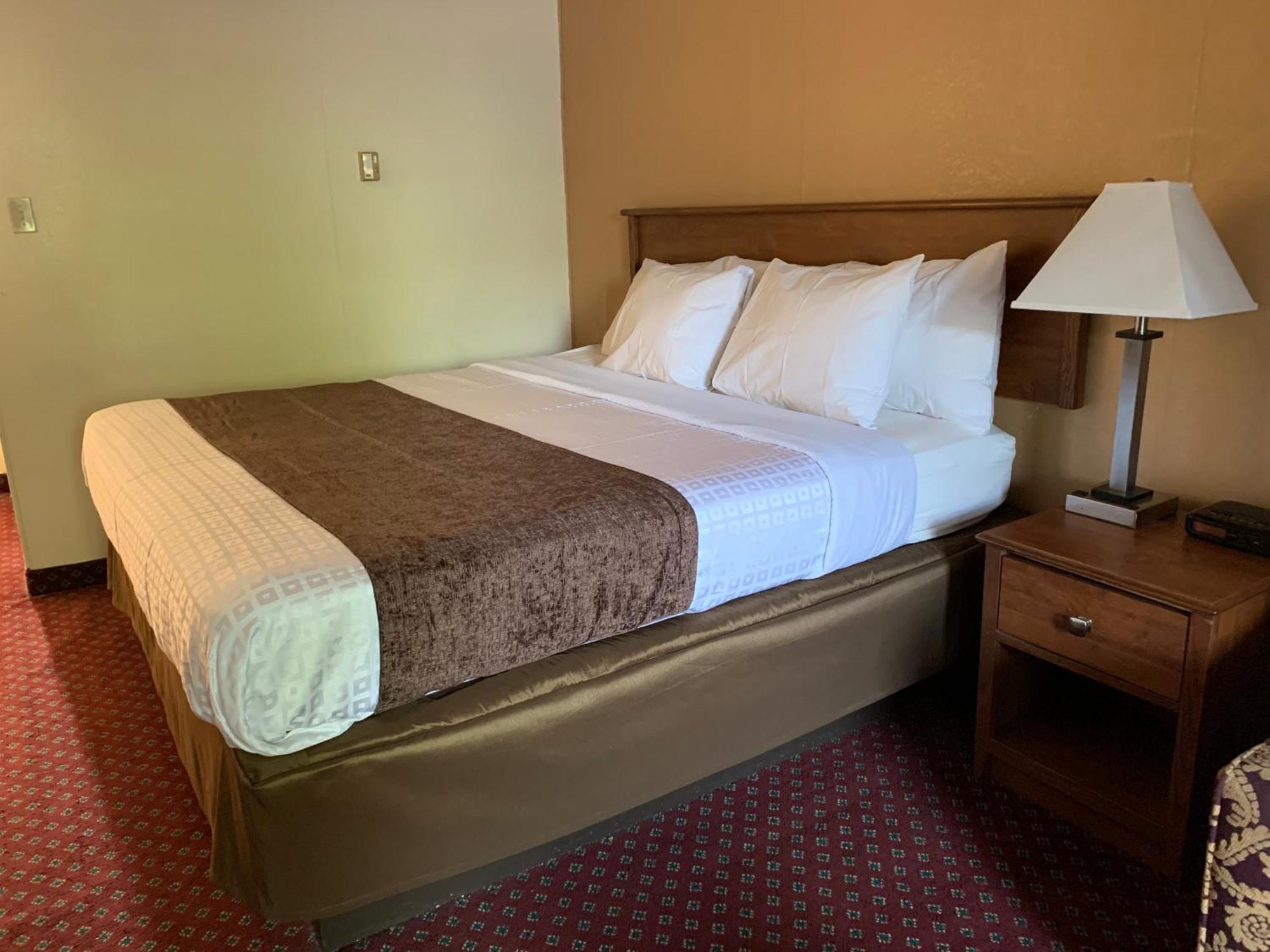 Red Carpet Inn & Suites 에벤스버그 객실 사진