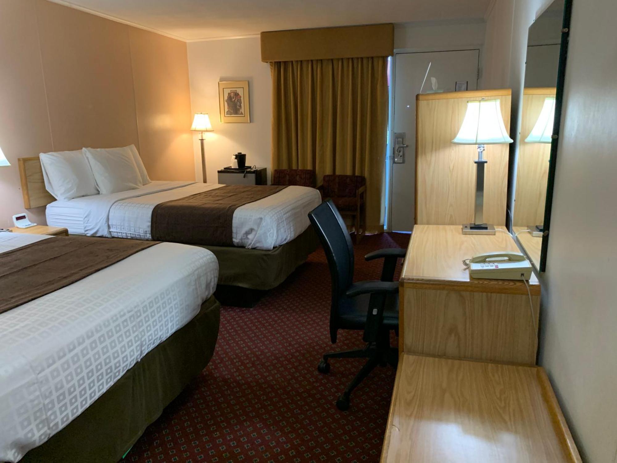 Red Carpet Inn & Suites 에벤스버그 객실 사진